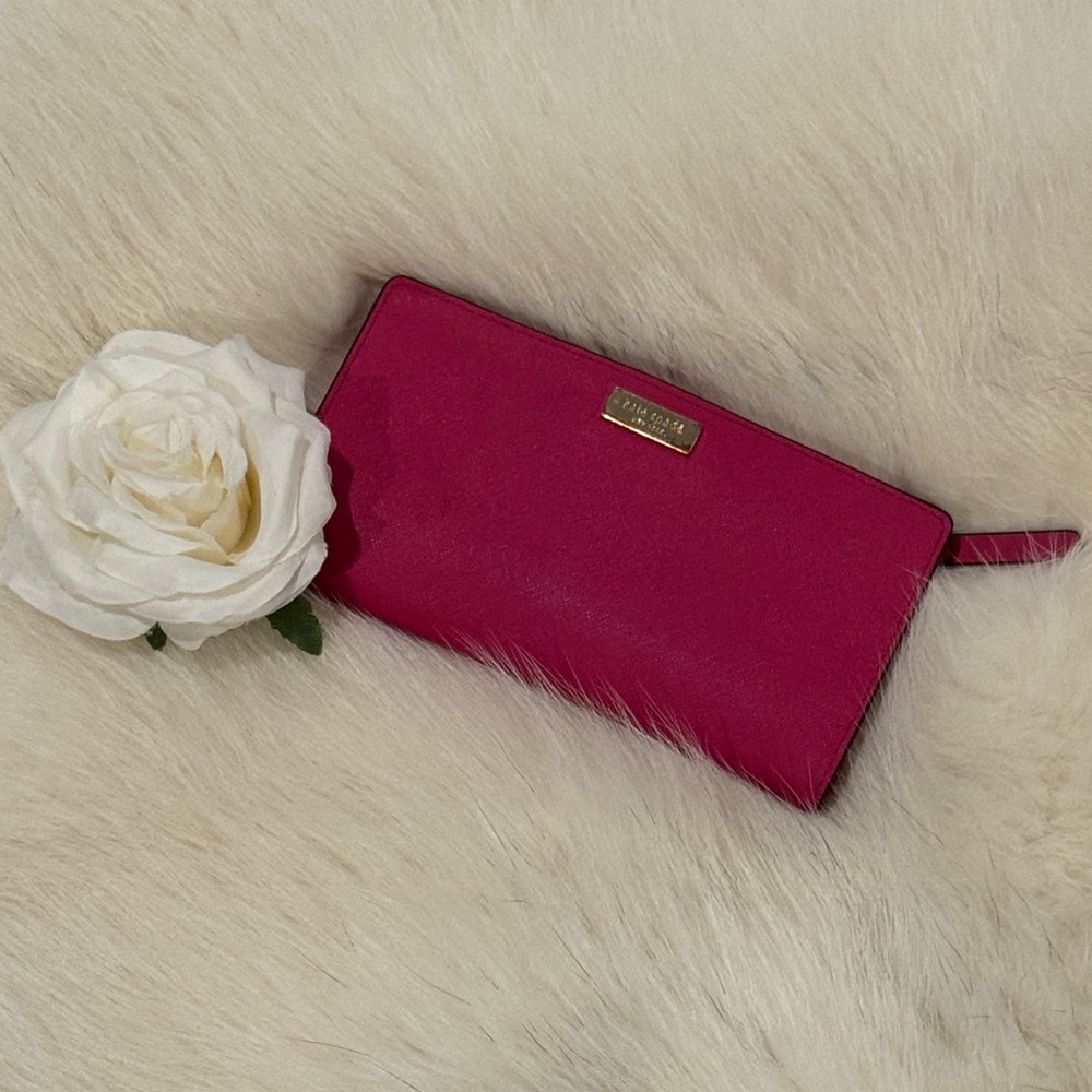 Kate Spade Laurel Way Stacy Wallet In Magenta / Fuchsia Pink Staffiano Leather